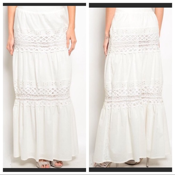 BNWOT///Ivory Color Maxi Skirt with Crochet Insert - Picture 1 of 4